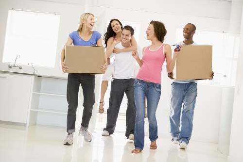 Moving van service for Barnes homes and flats